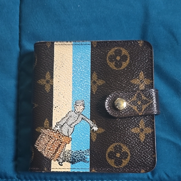 Louis Vuitton Handbags - Louis vuitton Monogram limited edition Wallet .